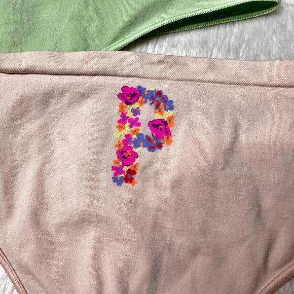 NWT VS PINK Floral Seamless Thong Set 2 Pack Women’s XXL - Picture 3 of 8